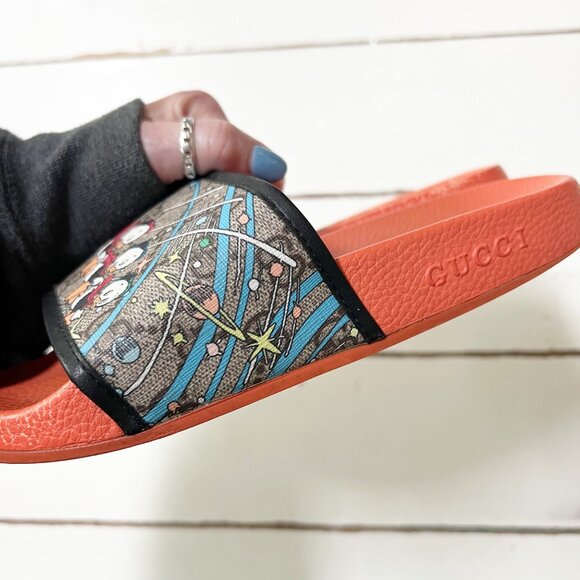 Limited edition Gucci Pursuit Huey Dewey Louie slides - Picture 4 of 5
